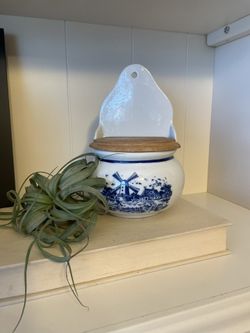 Teleflora Blue-and-White Ceramic Wall Pocket with Wooden Lid