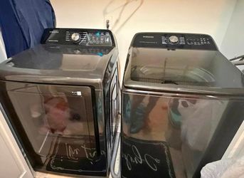 Washer and dryer set