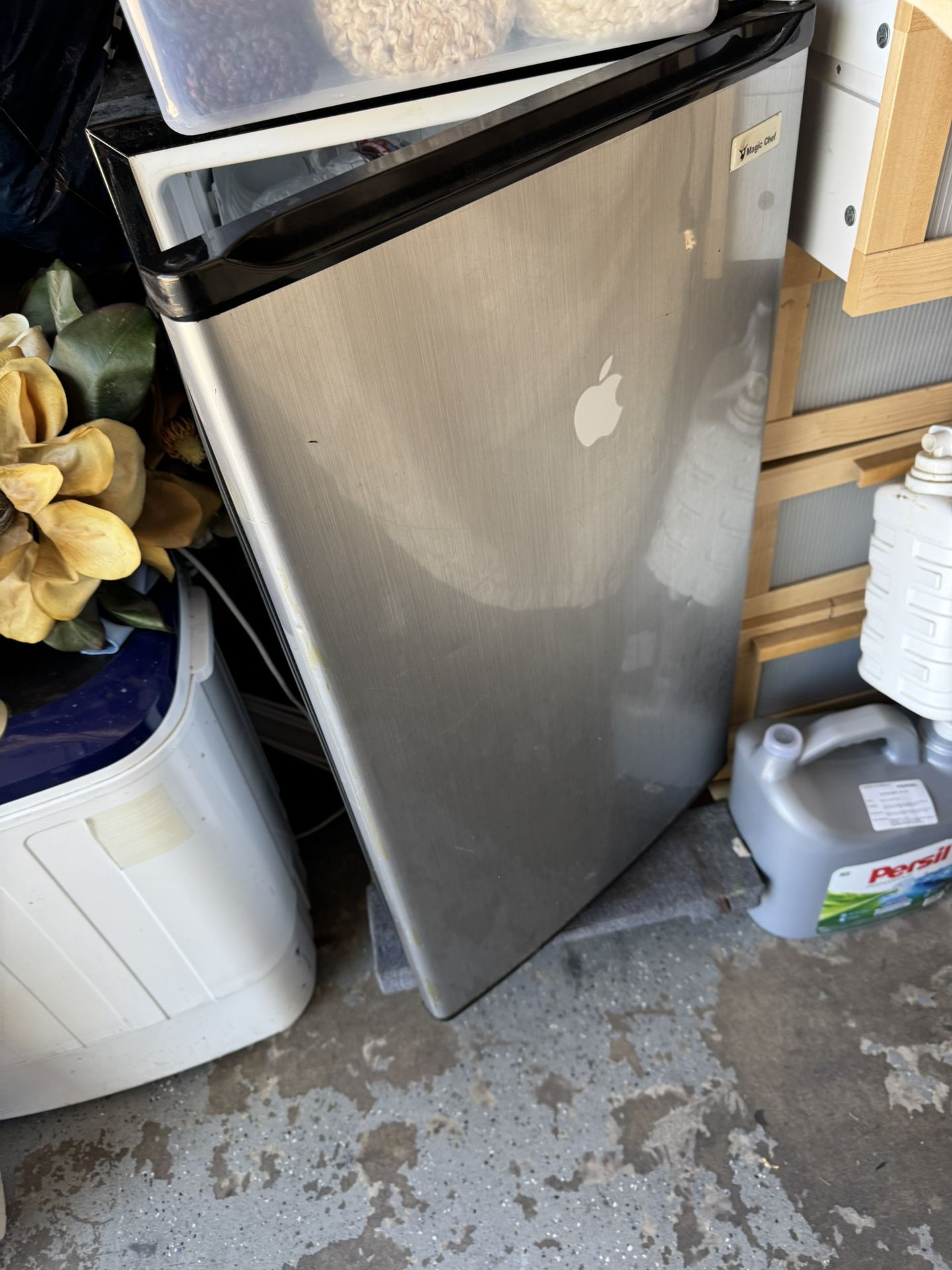 Mini fridge/freezer