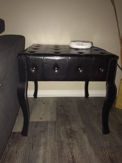 End table