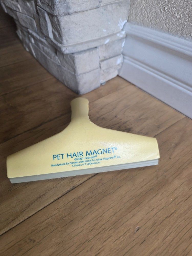 Pet Hair Magnet