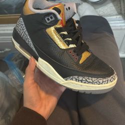 Jordan 3’s retro ‘Black cement gold’
