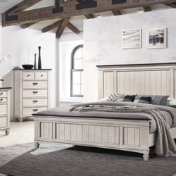 Sawyer Antique White/Brown Panel Bedroom Set