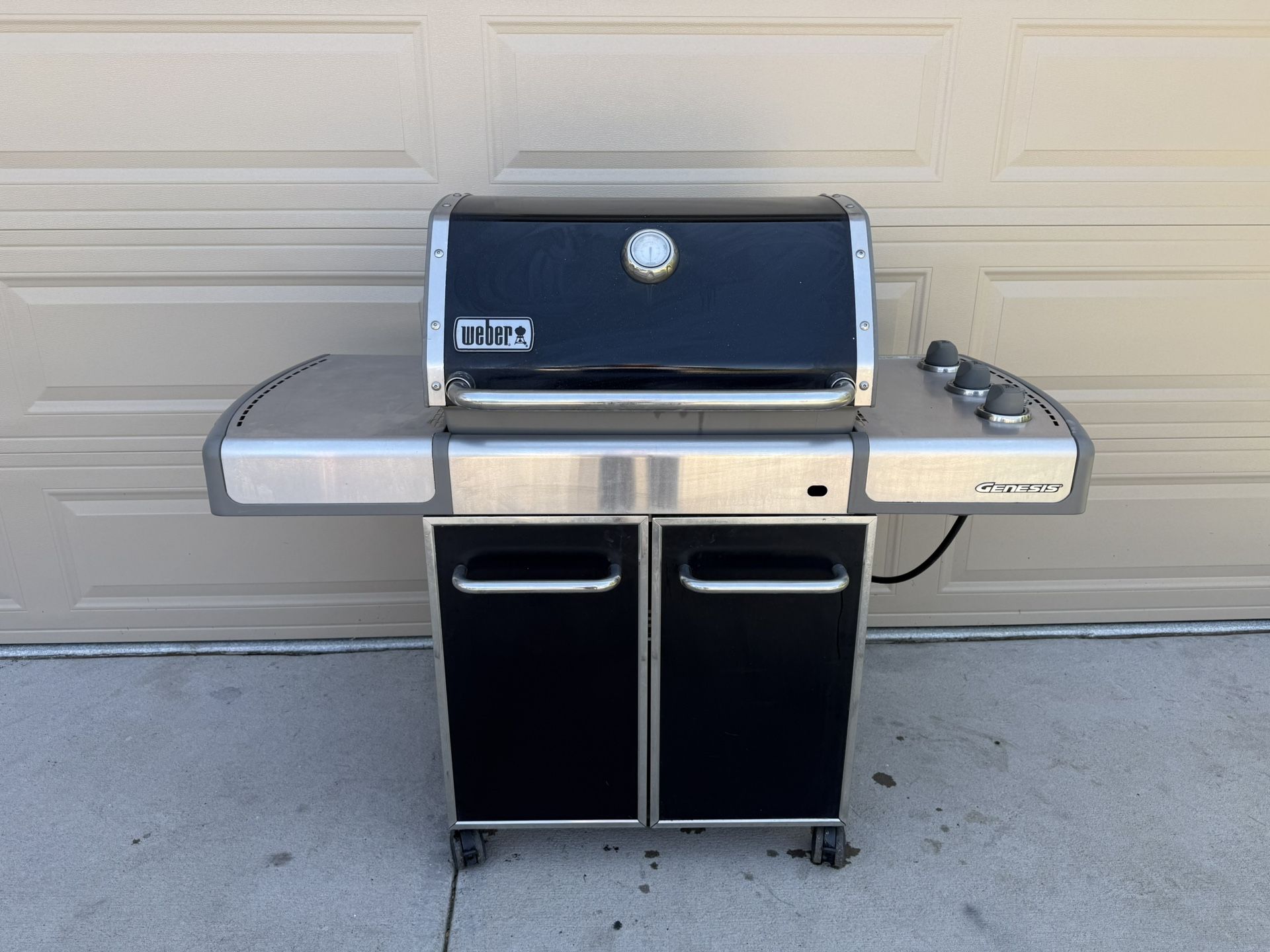 Weber Genesis 3-Burner Gas Grill