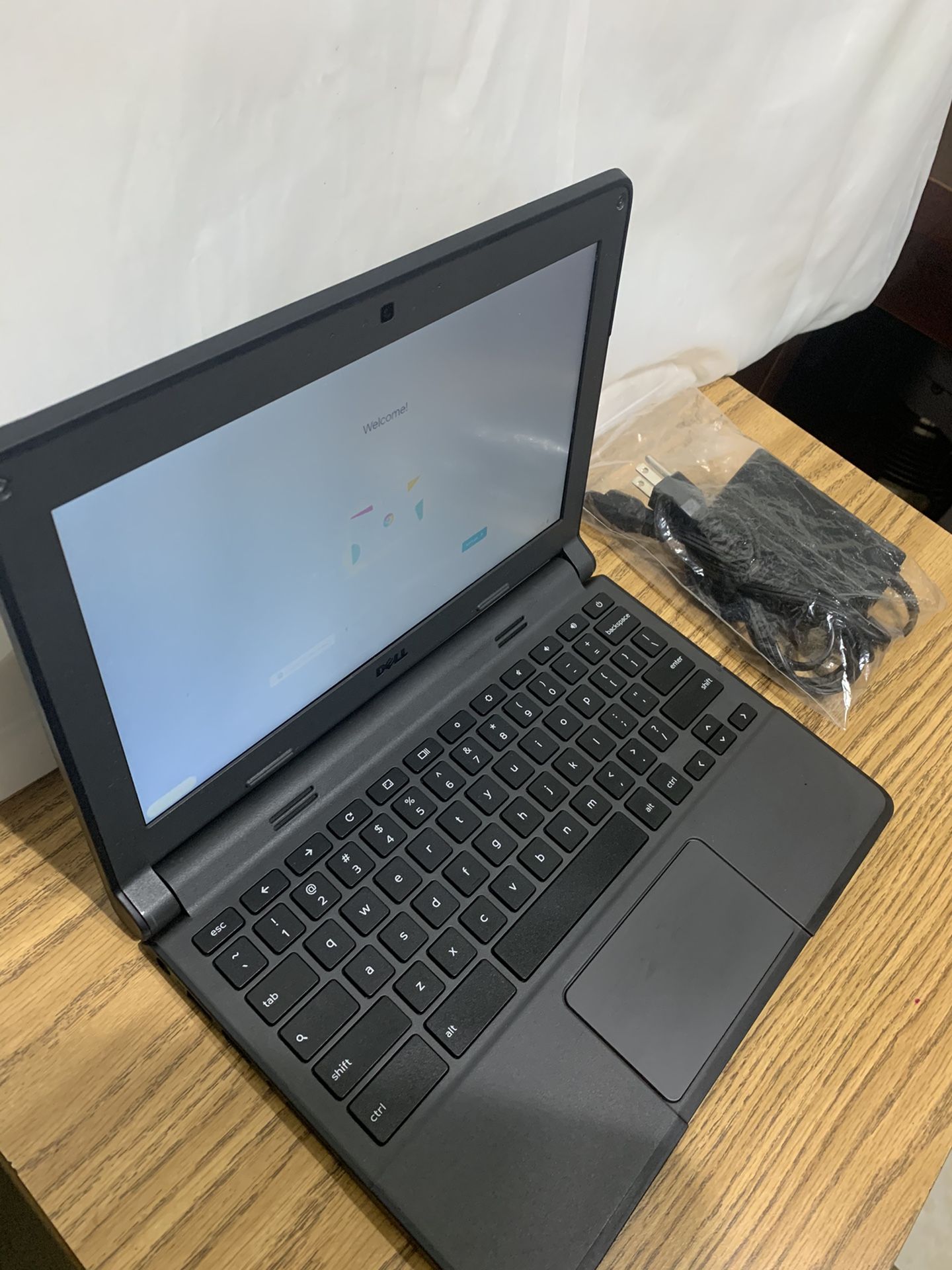 Dell ChromeBook (with Charger) 16 GB. in Excellent working & Great Physical Condition