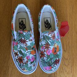 LIMITED EDITION Print Vans Womens Size 5