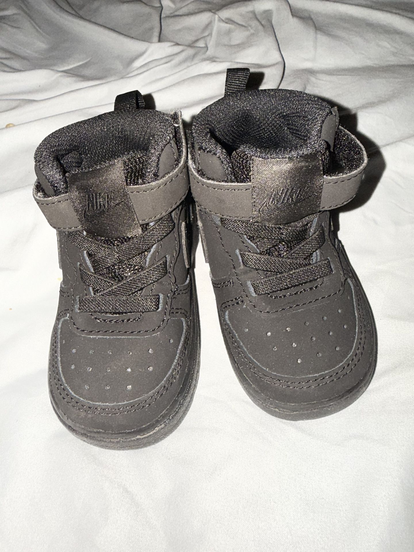 Size 5C Jordan’s Air Force 1 High Tops