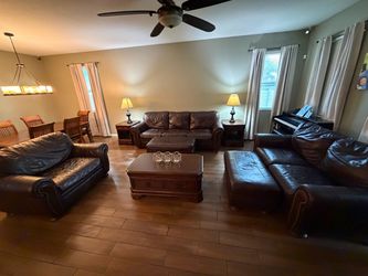 Leather Living Room Set – Sofa, Loveseat, Chair + 2 Matching Ottomans