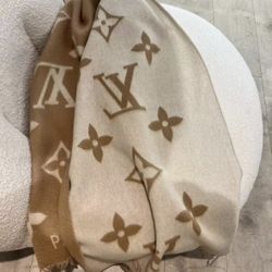 Louis Vuitton Scarf