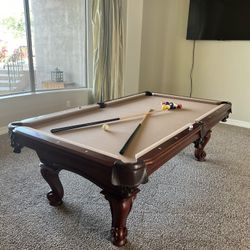 Pool Table - 8ft Full Size - Brand - Thomas Aaron 