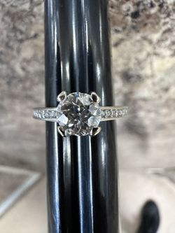 24k Engagement Diamond Ring Size 4 Natural .95 Ct 