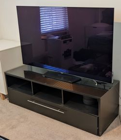 LG 65" OLED 4K TV - Mint Screen, w/ Free TV Stand