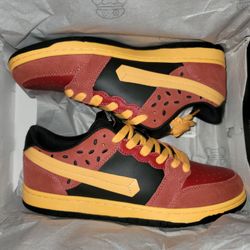 Vandy Spicy Burger Rare Shoes Size 9.5 Men's 🍔