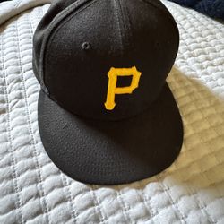 Pittsburgh Pirates fitted hat