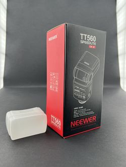 Neewer TT560 Speedlight
