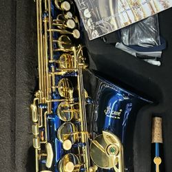 Saxophone 🎷 EB Alto Adult Size.  Blue And Gold 