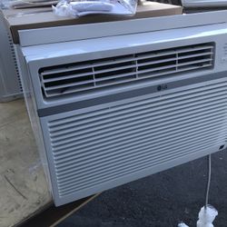 15,000 Btus Window Air Conditioning $350