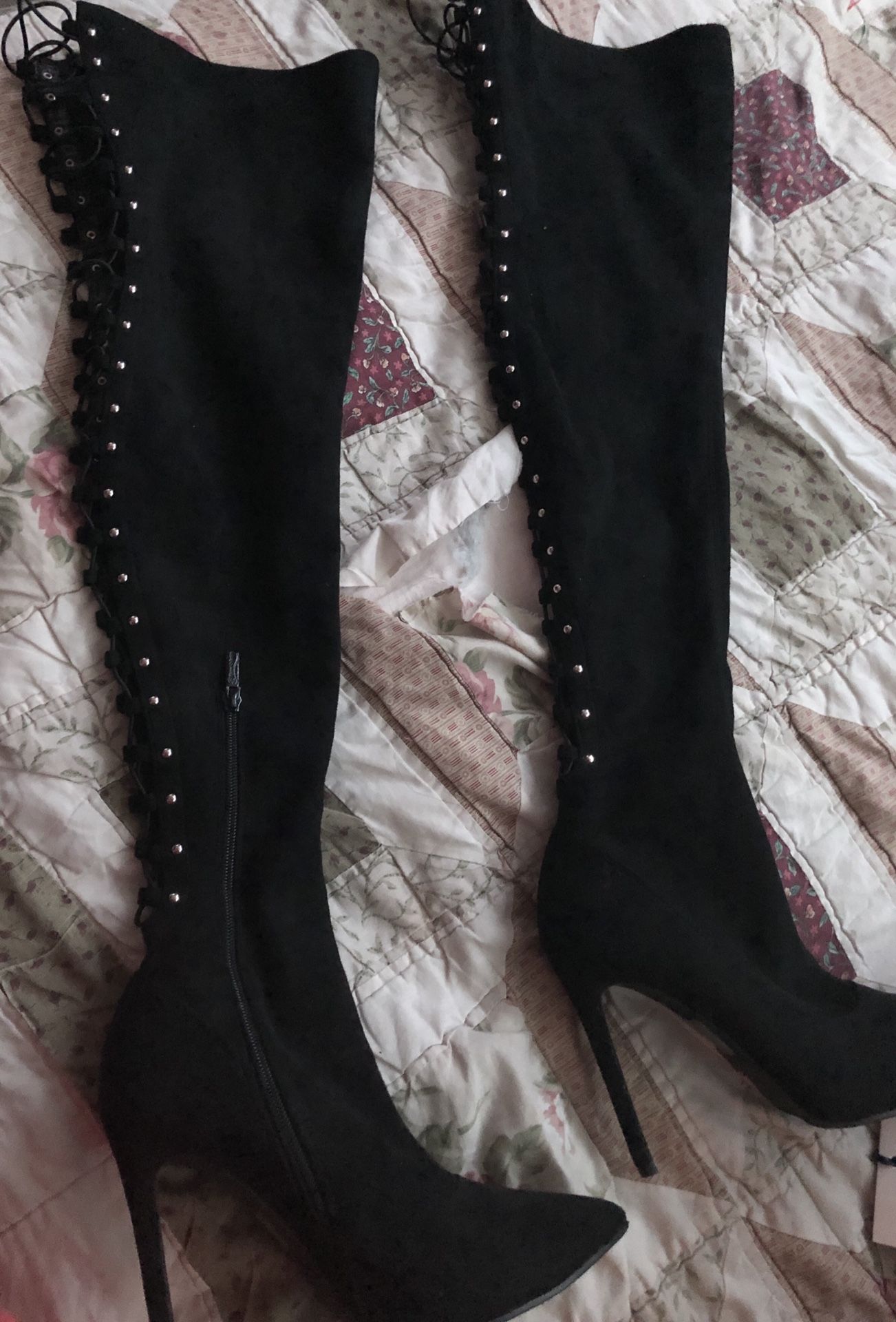 Thigh high boots. Size: 8 1/2