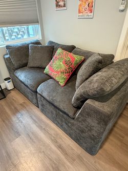 Oversized Gray Loveseat + Matching Chair – Super Comfy