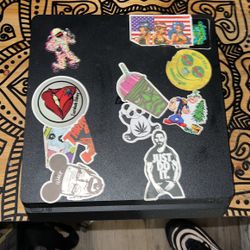 PlayStation 4 Slim 1TB 