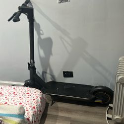 Electric Scooter Mint Condition 
