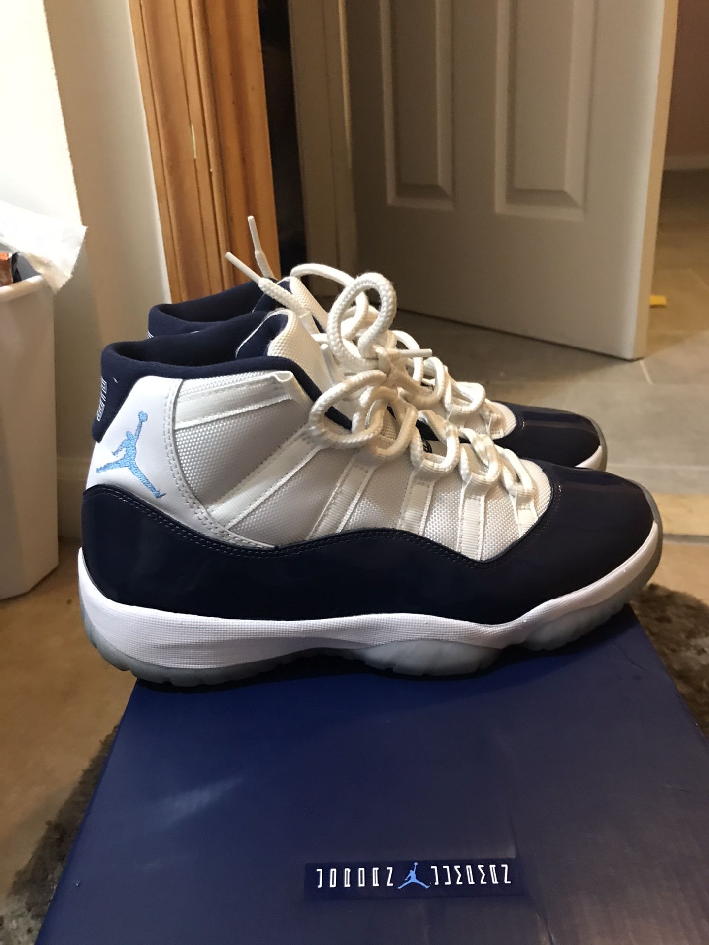 Jordan 11 Balling like 82 Size 9 Men