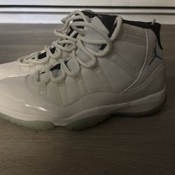 Jordan 11 Retro Legend blue