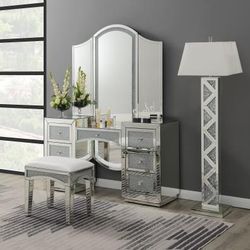VANITY NEW $850 And Up STOOL NOT INCLUDED ITS EXTRA