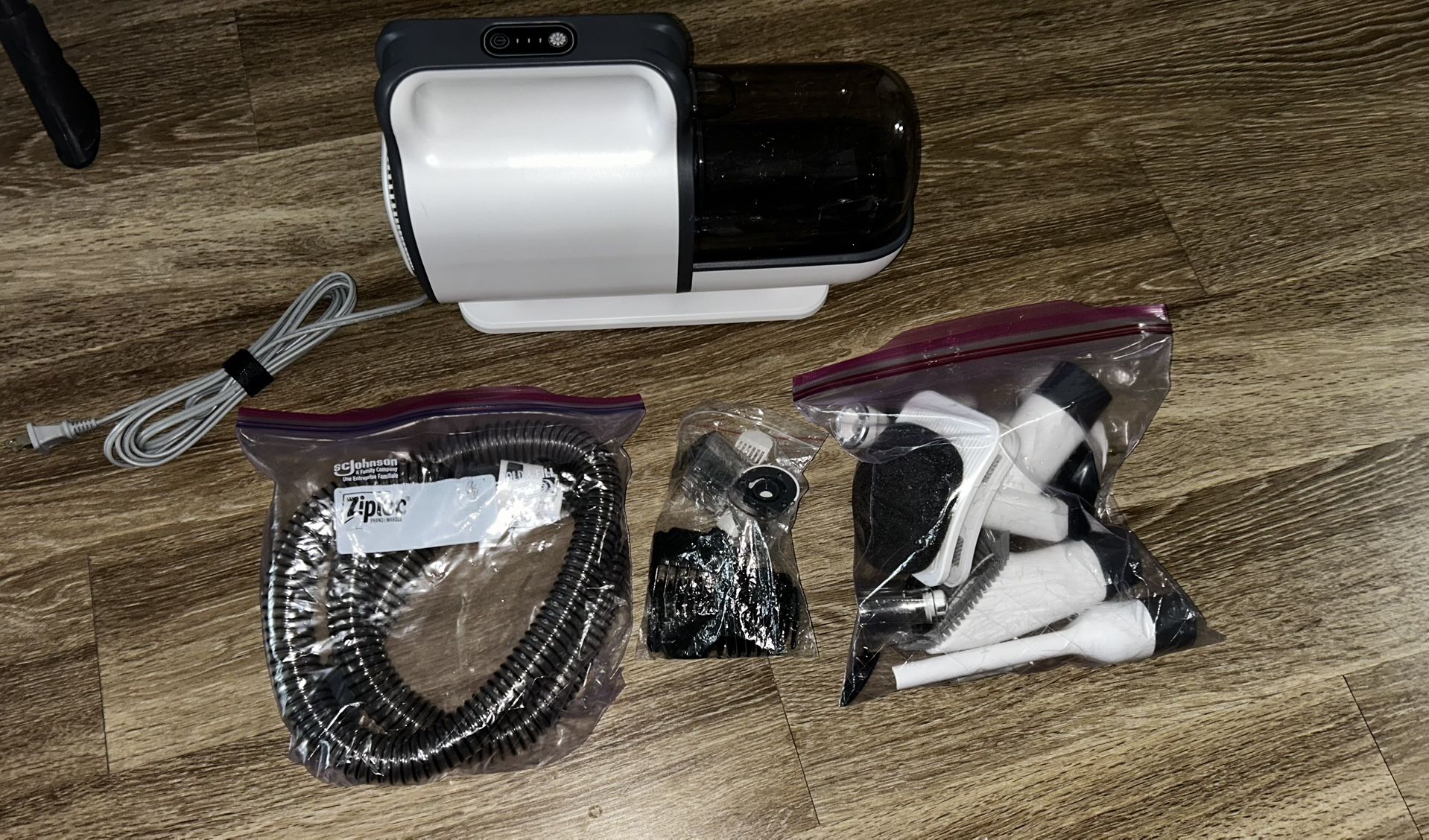 Dog Grooming and vacuum Kit