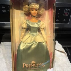 Vintage Exclusive Princess Cinderella Barbie Doll 