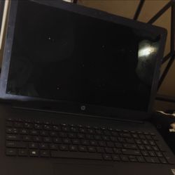 HP 15-db0066wm Ryzen 3 2200u 4gb ram 1tb hdd