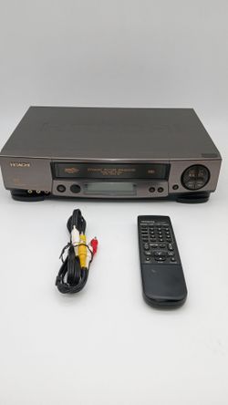 Hitachi VCR with Remote and Cable. Tested, working.