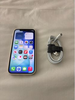 Unlocked IPhone 12 in Black 128 GB