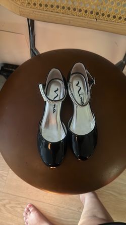 Nina Black Patent Heels with Rhinestone Strap size 2 big kids