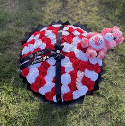 Eternal Roses (100 Count Size) 