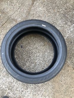 Tire 225/40/18 90% life