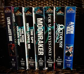 JAMES BOND 007 on VHS (Roger Moore Complete 7 Film Set)