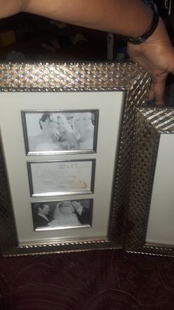 2 iron picture frames 5×8