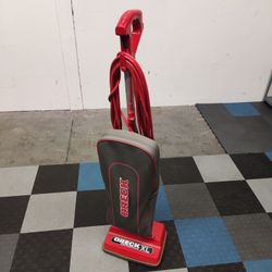 Oreck U2000R-1 Commercial XL Vacuum Cleaner