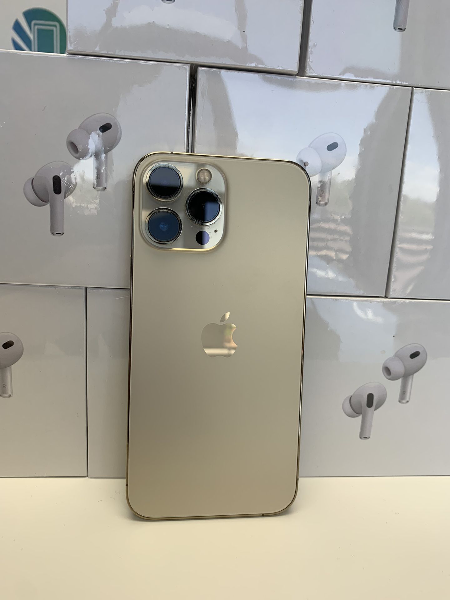 🤎📱 iPhone 13 Pro Max 128 GB Unlocked BH88% 🔋 Case And Headphones For Free ❤️‍🔥📱