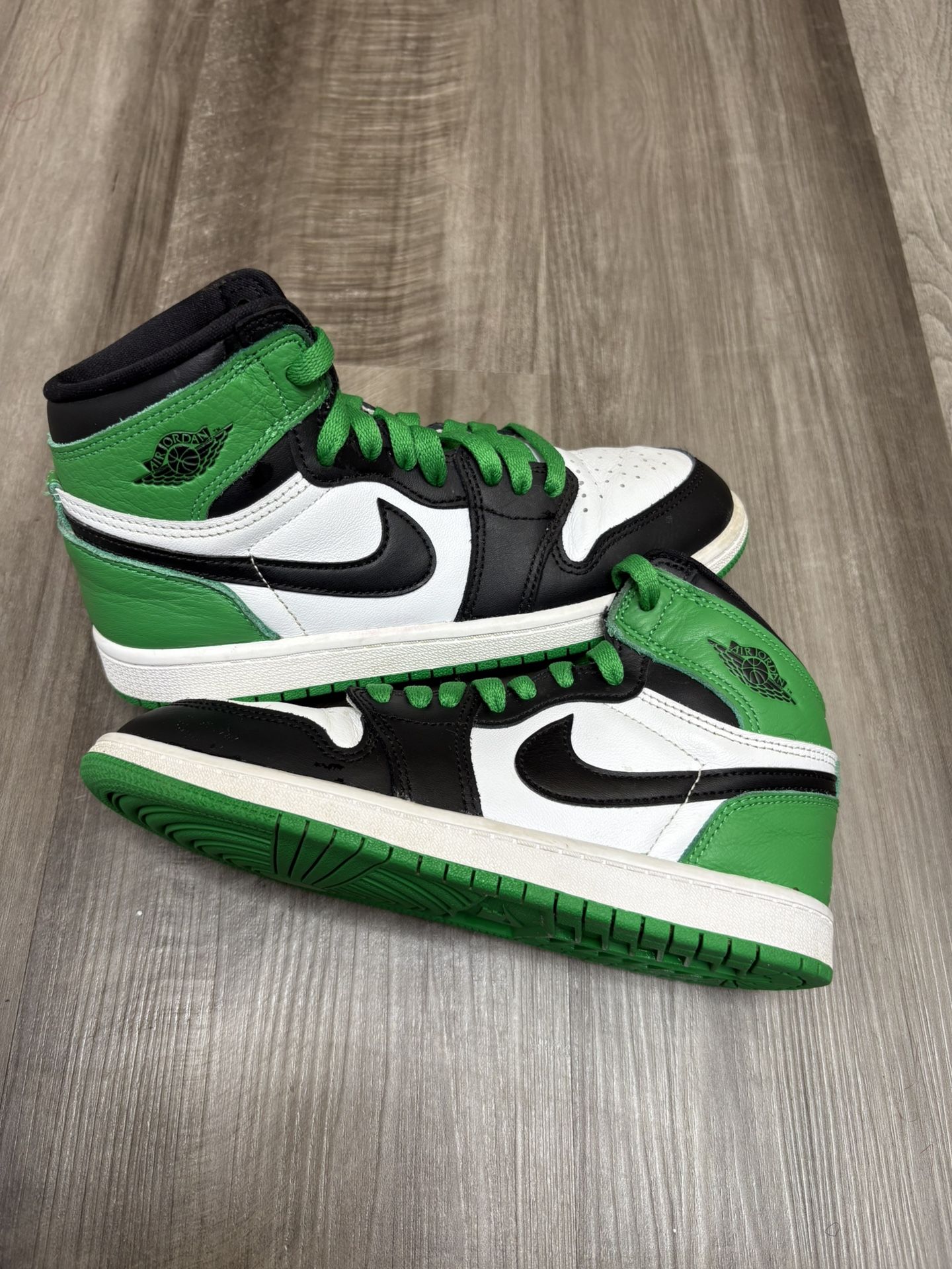Air Jordan Retro 1 Sz 2.5y