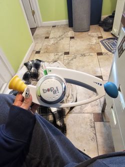 2008 Hasbro Bop It! Electronic Handheld Game