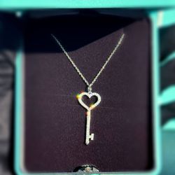 Tiffany & Co. 950 Platinum 0.17CTW Natural Diamond Small Heart Key Pendant Charm & 20” chain Necklace MSRP $5010