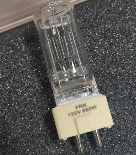 ARRI FRK Lamps 3-(650W/120V) 1-HPL( 750W/120V)