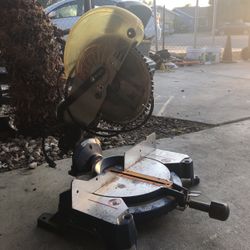 Ryobi Compound Miter Saw