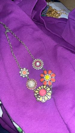 Lia Sophia Silver Tone Pink Orange Yellow Flowers Statement Necklace 49.7g $15 missing one yellow stone