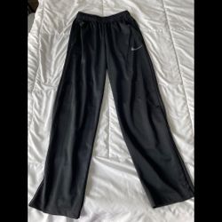 Nike Dri-Fit Sweatpants Size Medium