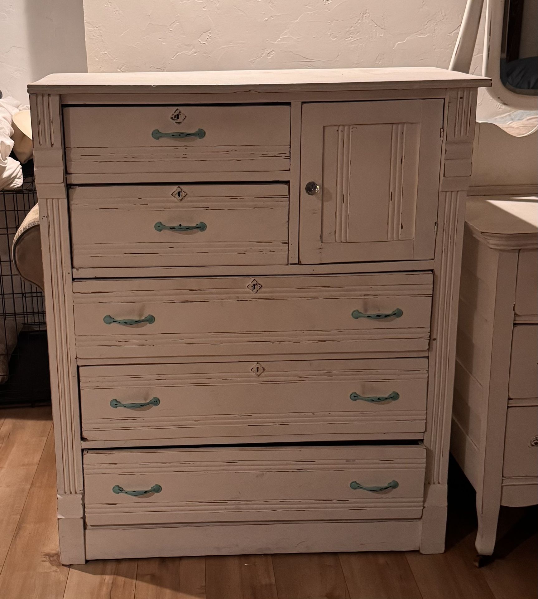 Vintage Dresser Chest