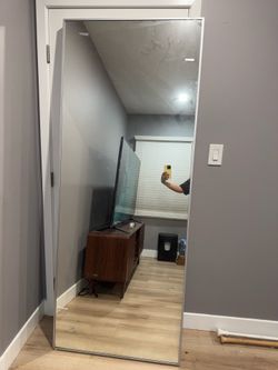 Gray lined mirror