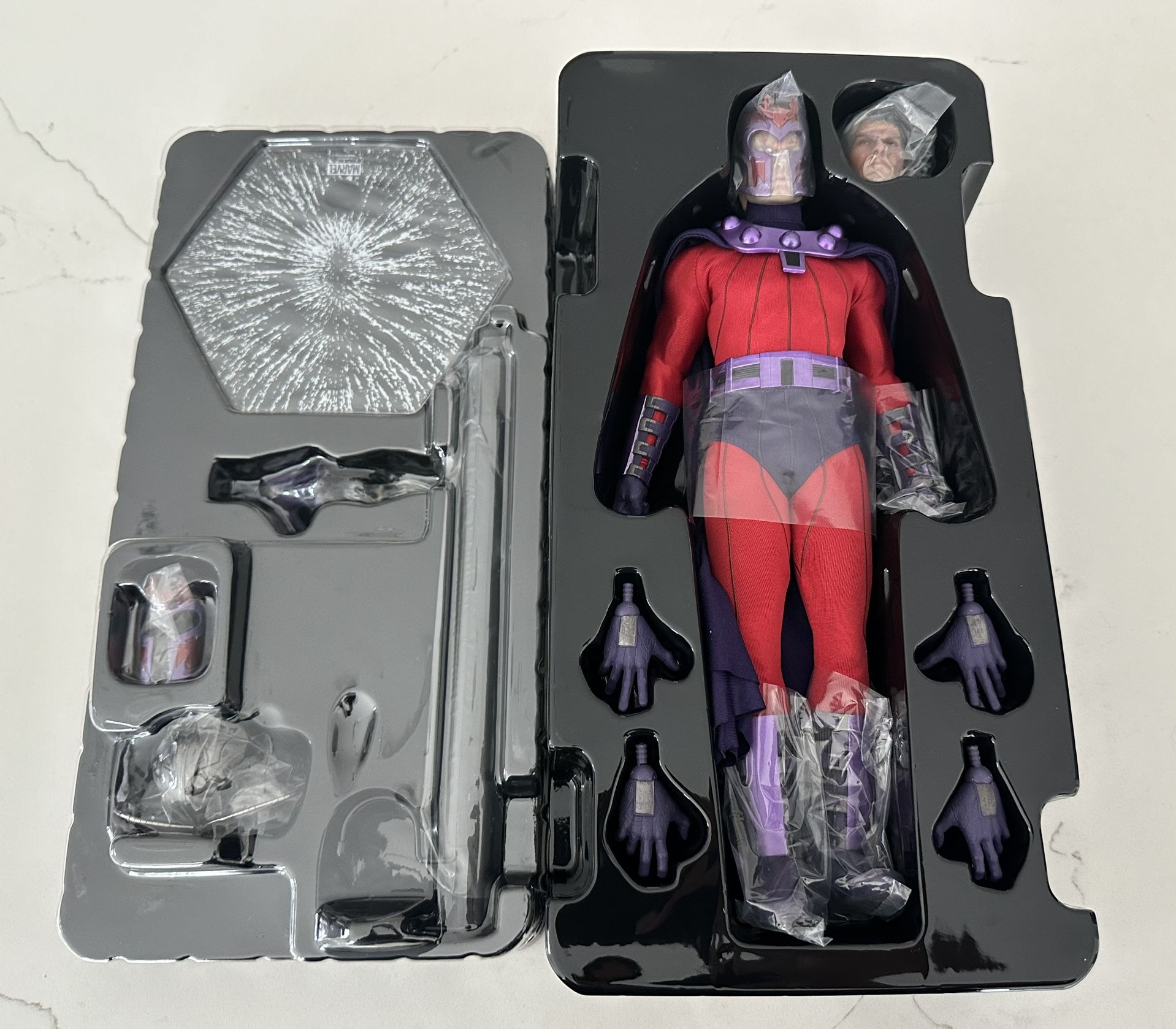 Sideshow Collectibles Magneto 1/6 Scale Figure - Marvel X-Men